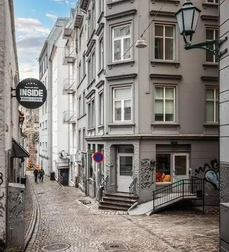New Couples In The Heart Of Берген